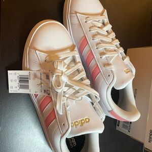 NWT Adidas Grand Court 2.0 Sneakers - White & Pink- Brand New- Women’s 8
